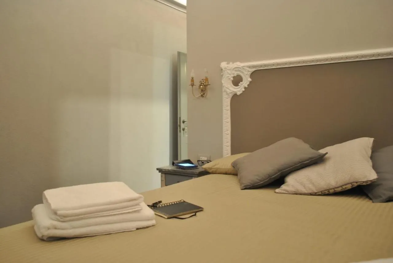 Locanda San Tomaso Affittacamere Pietra Ligure 3*,