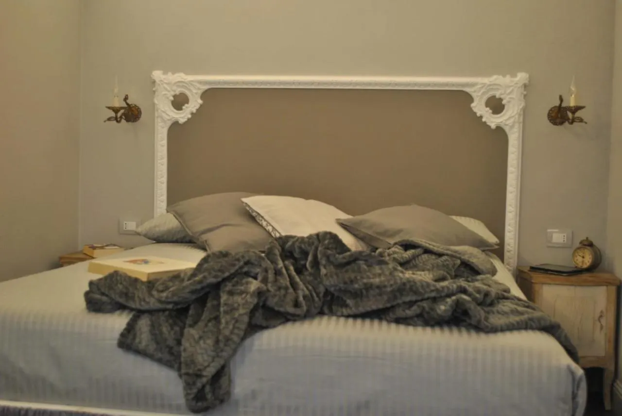 Locanda San Tomaso Affittacamere Pietra Ligure 3*,